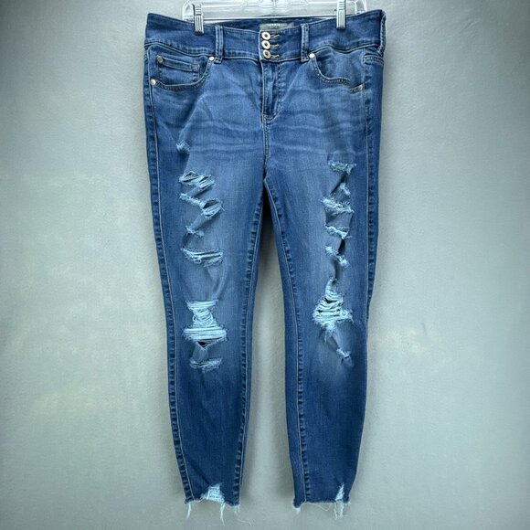Torrid Jeans Womens 14R Blue Jegging Distressed Frayed Hem Stretchy Super Soft - Picture 1 of 13